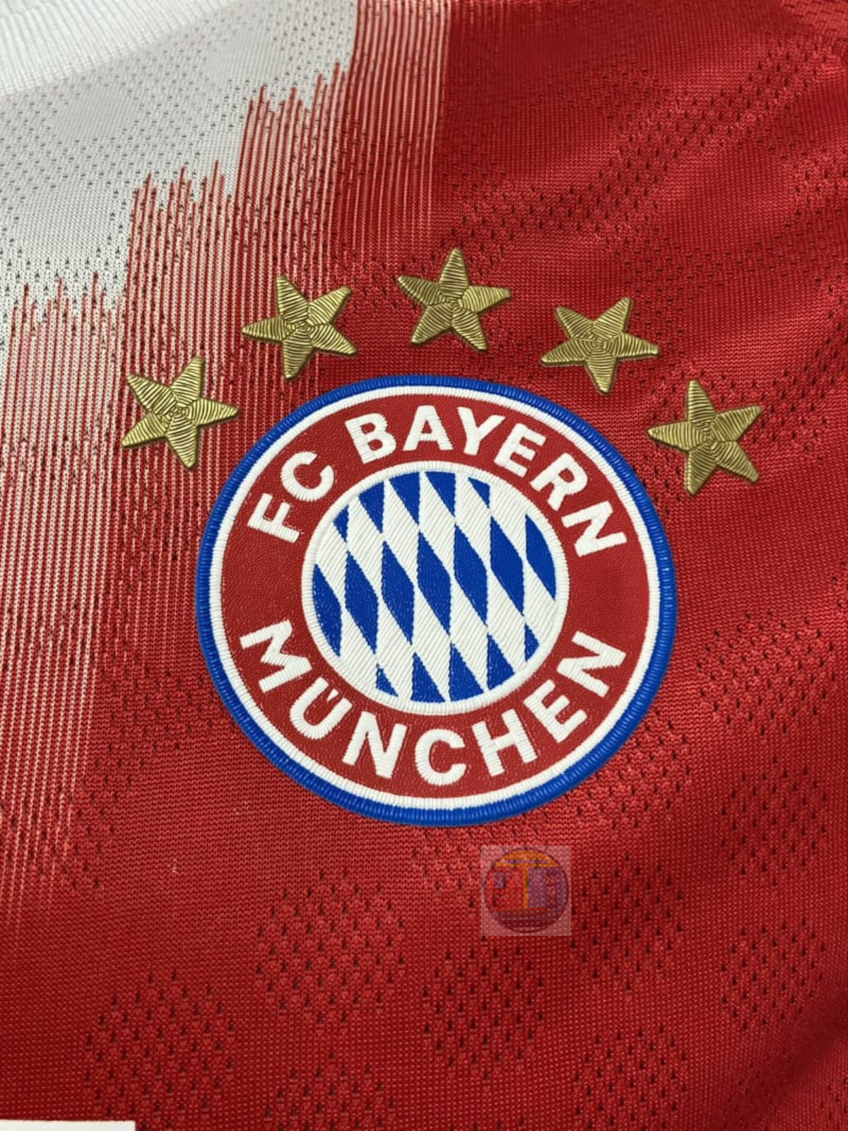 Munich 25-26 Home Player Version Jersey