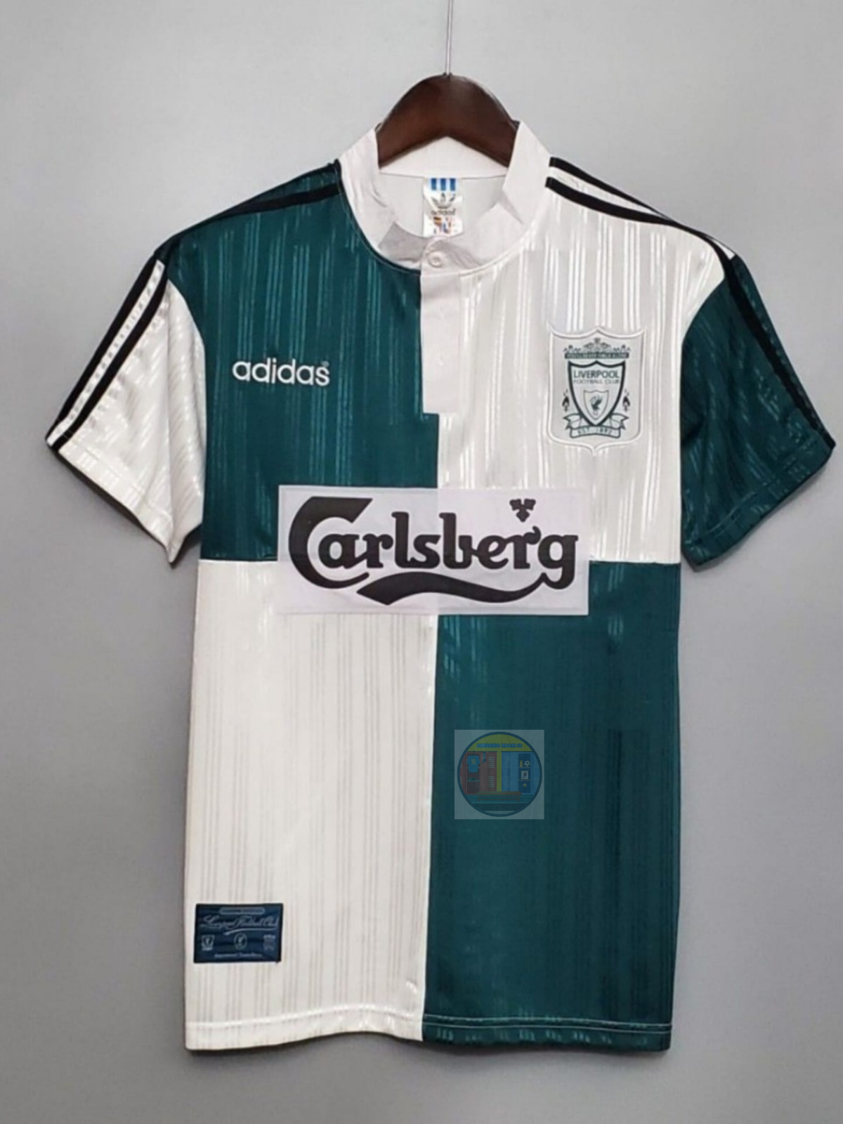Liverpool 1995-96 Away Retro Jersey