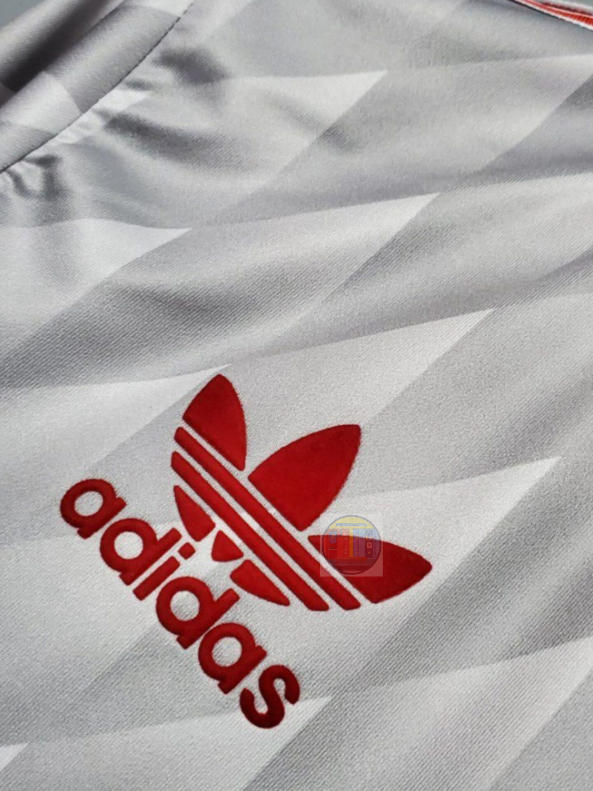 Liverpool 1989-91 Away Retro Jersey