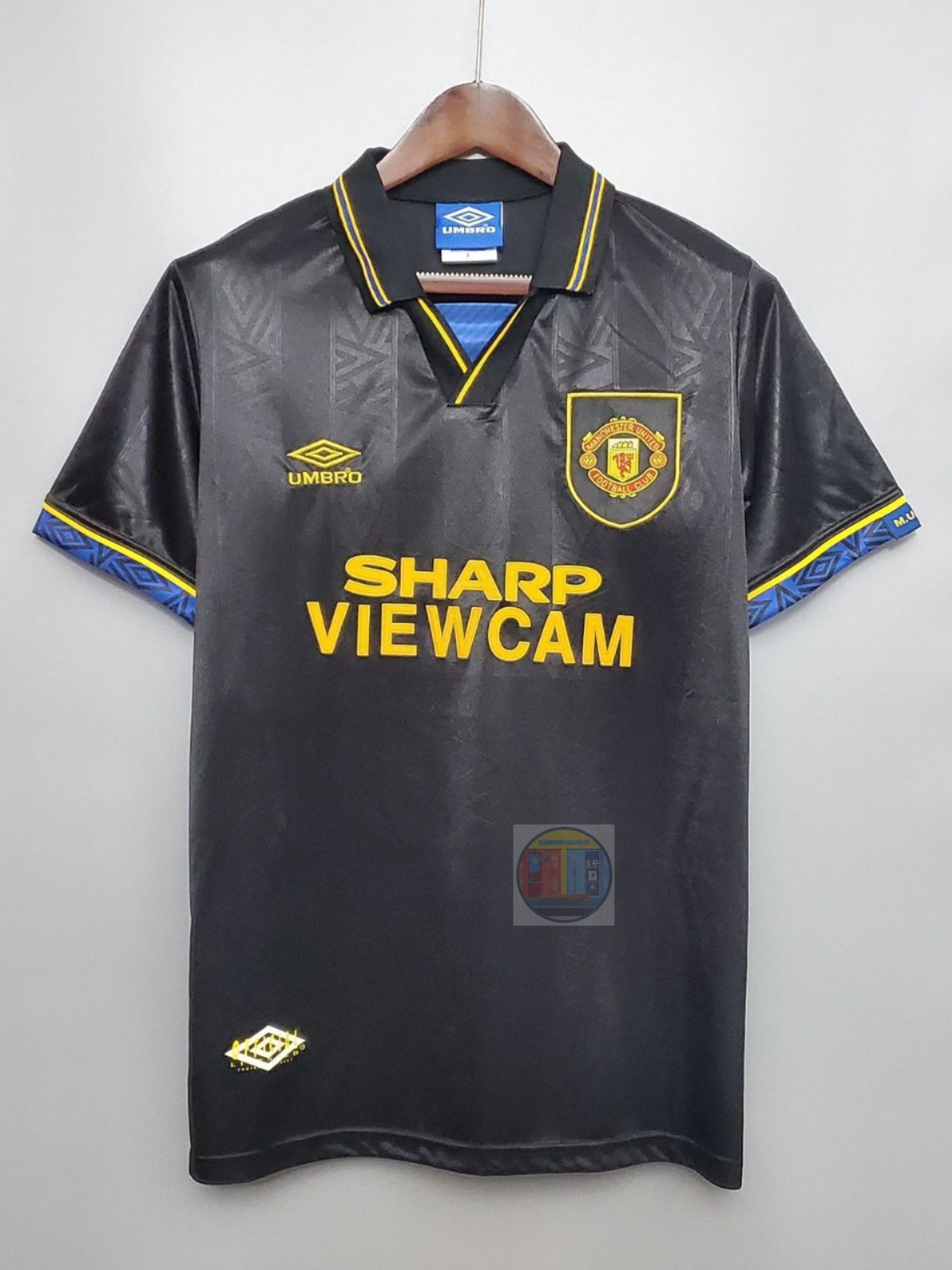 United 1993-94 Away Retro Jersey
