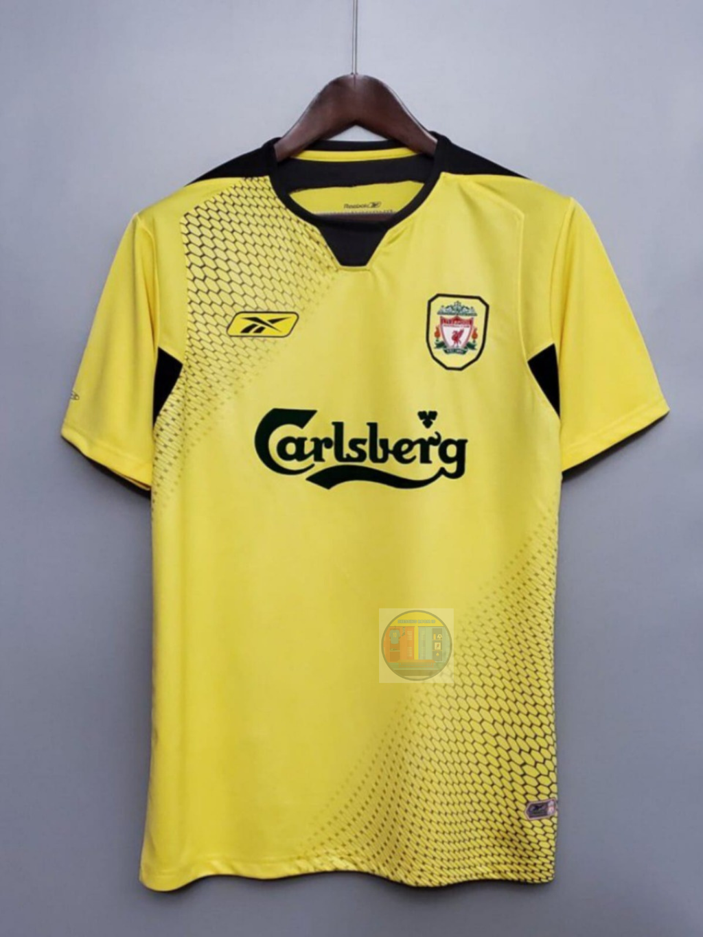 Liverpool 2004-05 Away Retro Jersey