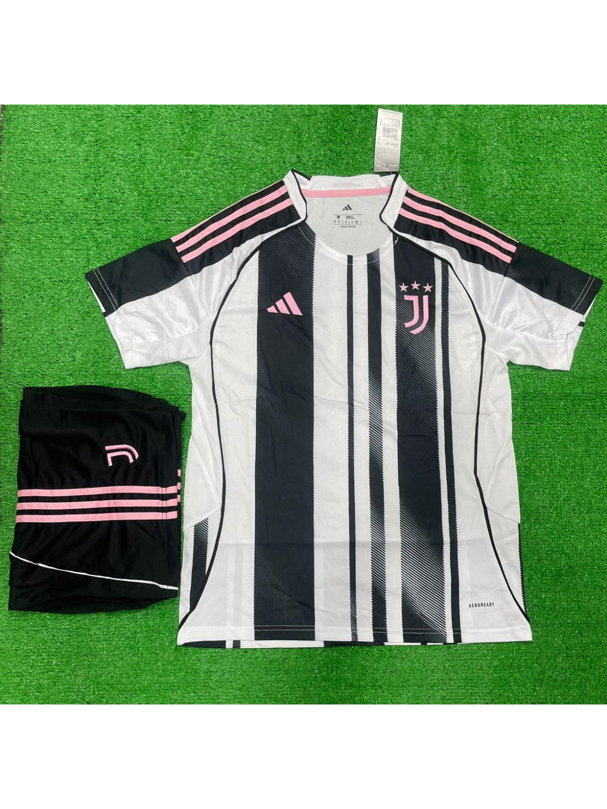 Juventus 25-26 Home First Grade Full Set Jersey