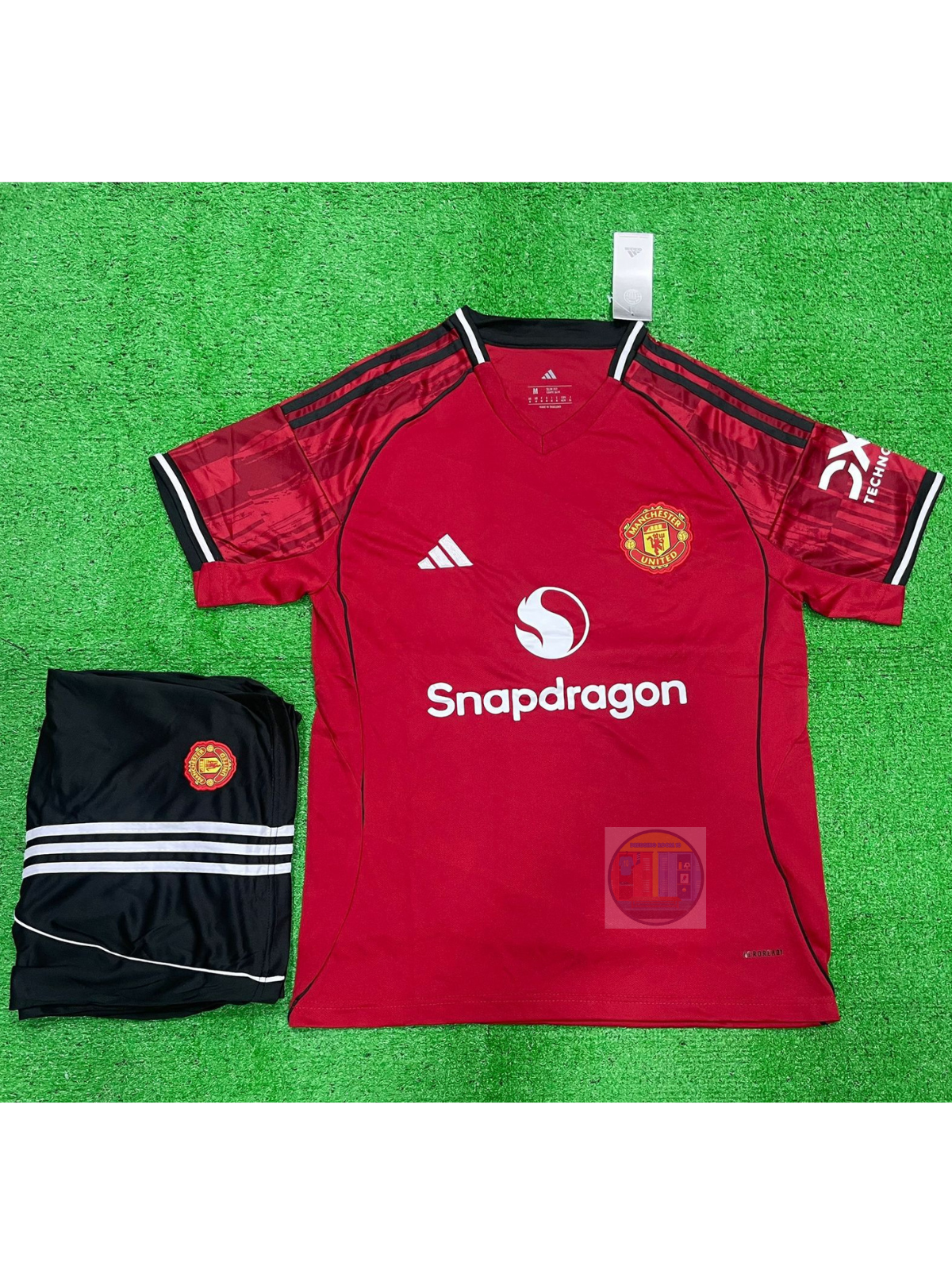 United 25-26 Home First Grade Full Set Jersey