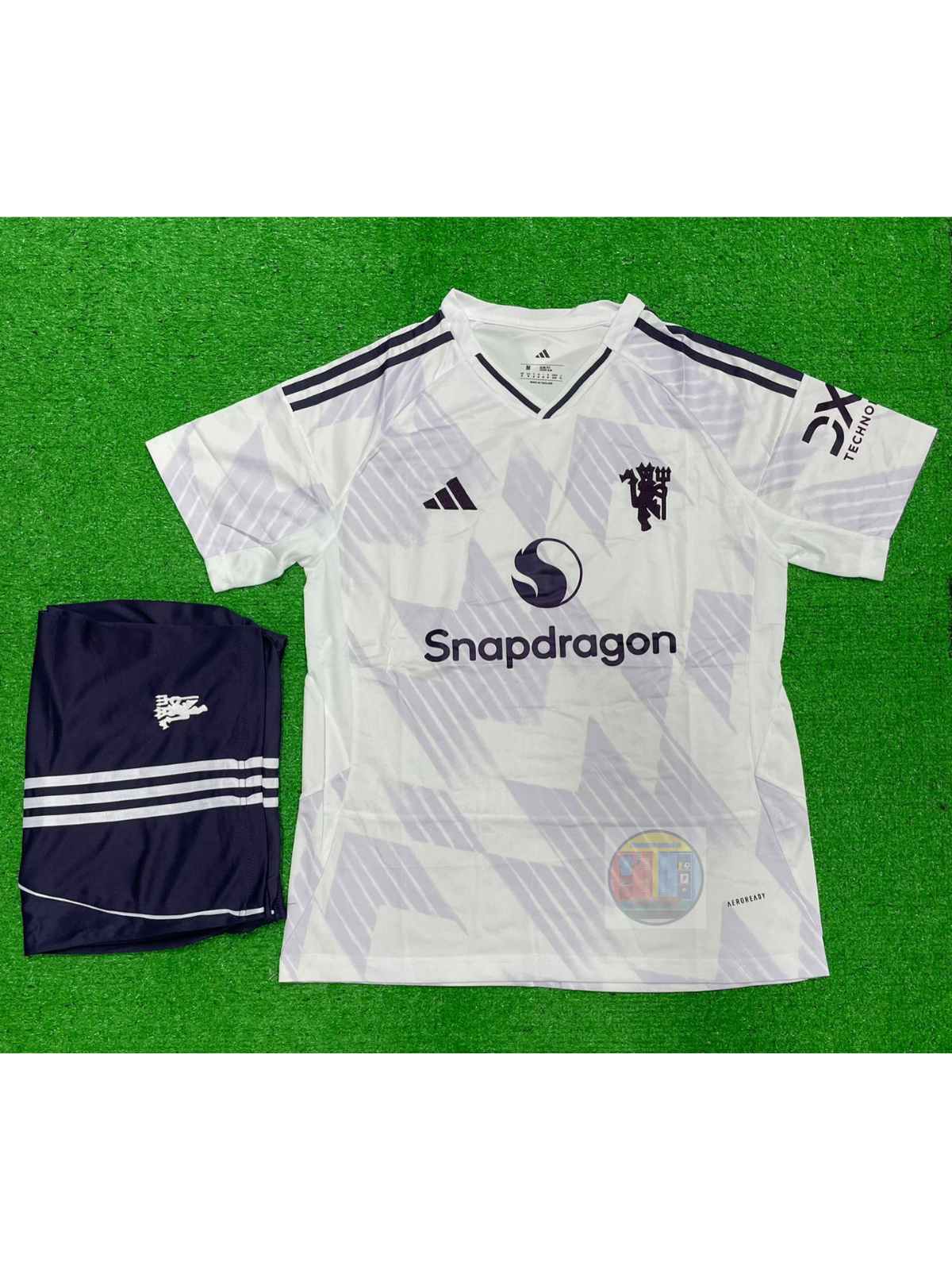 United 25-26 Away First Grade Full Set Jersey