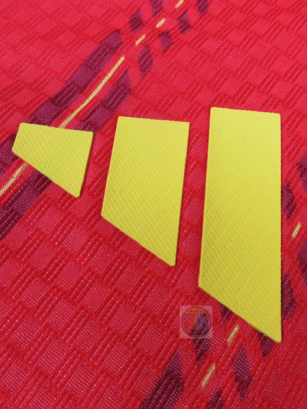 Spain 26 Home Player Version Jersey