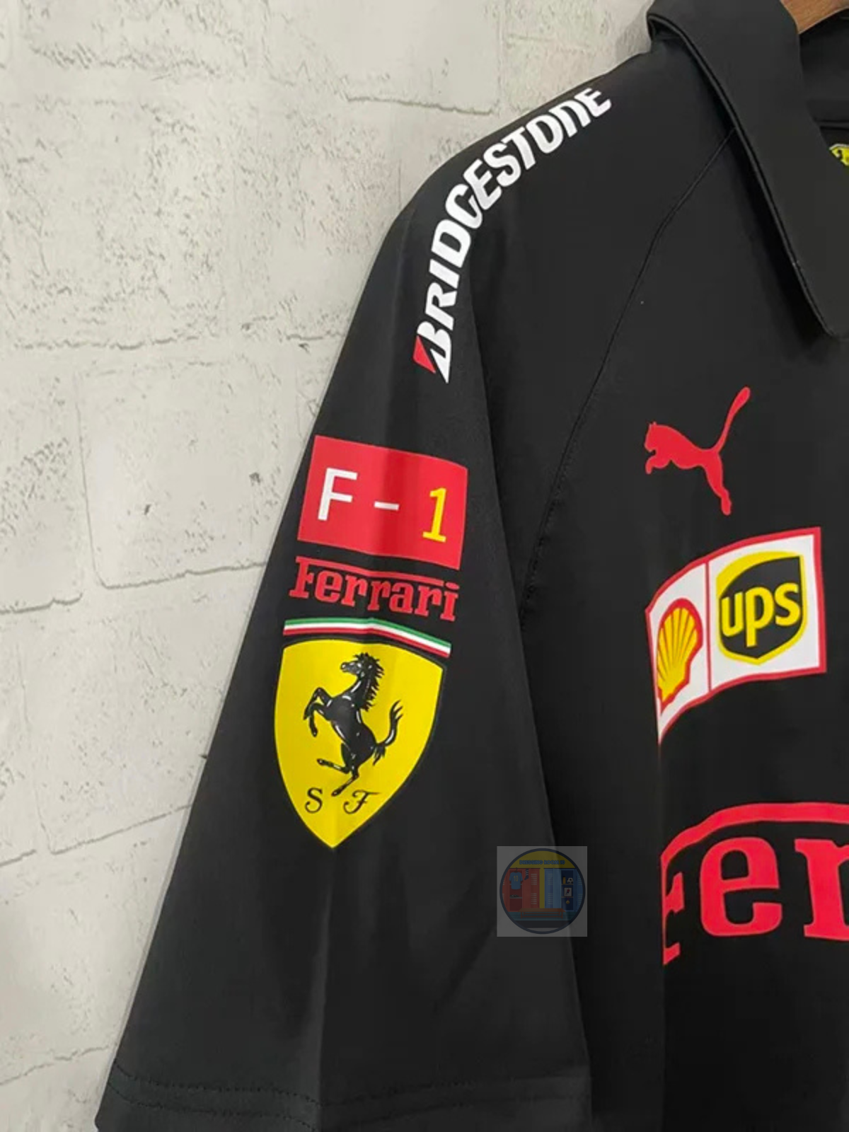 Scuderia Ferrari F1 Black
