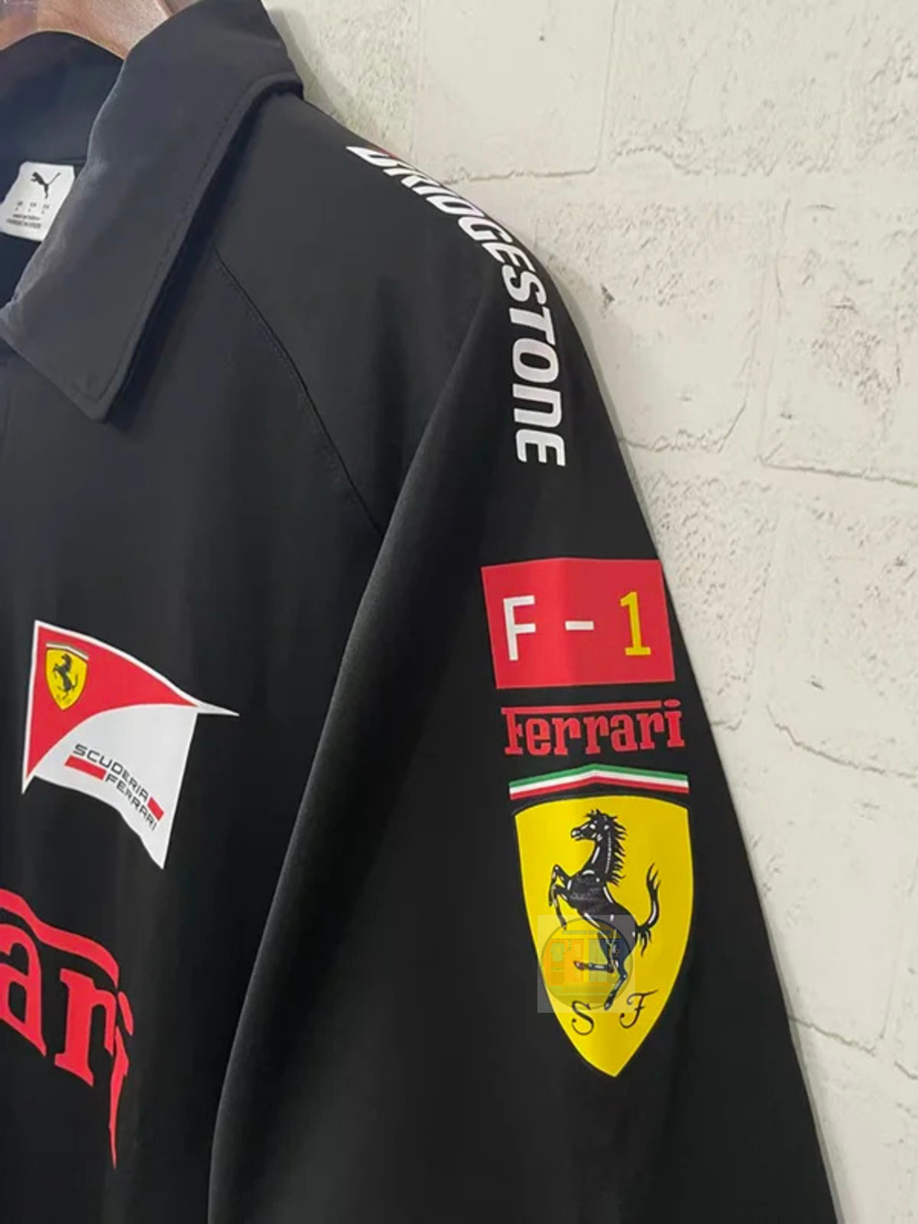 Scuderia Ferrari F1 Black